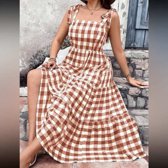 Boho brown White Plaid Gingham Ruffle Maxi Dress - Picture 2 of 6